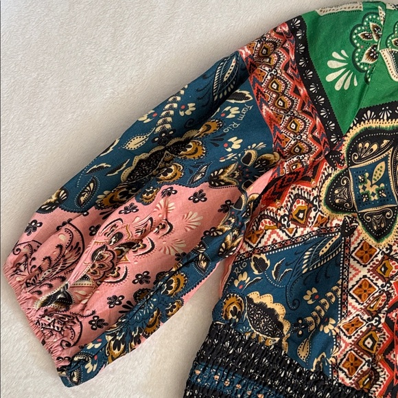 {Anthro} Farm Rio x Anthropologie | Deep-V Puff-Sleeve Patchwork Boho Crop Top S - Picture 4 of 16